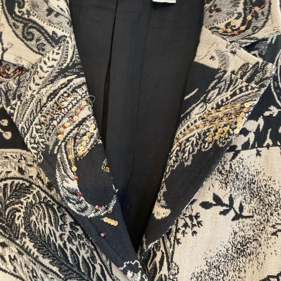 Chicos beautiful fully lined blazer!! Size 3 - Picture 7 of 7